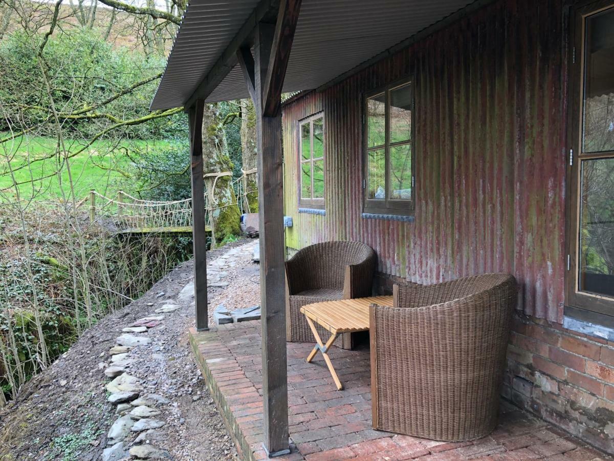Faraway Follies Villa Llandegla Eksteriør billede
